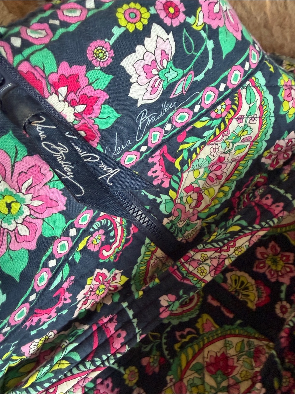 Vera Bradley Retired Petal Paisley Quilted Travel Duffel Weekender Bag sz L - Picture 3 of 8
